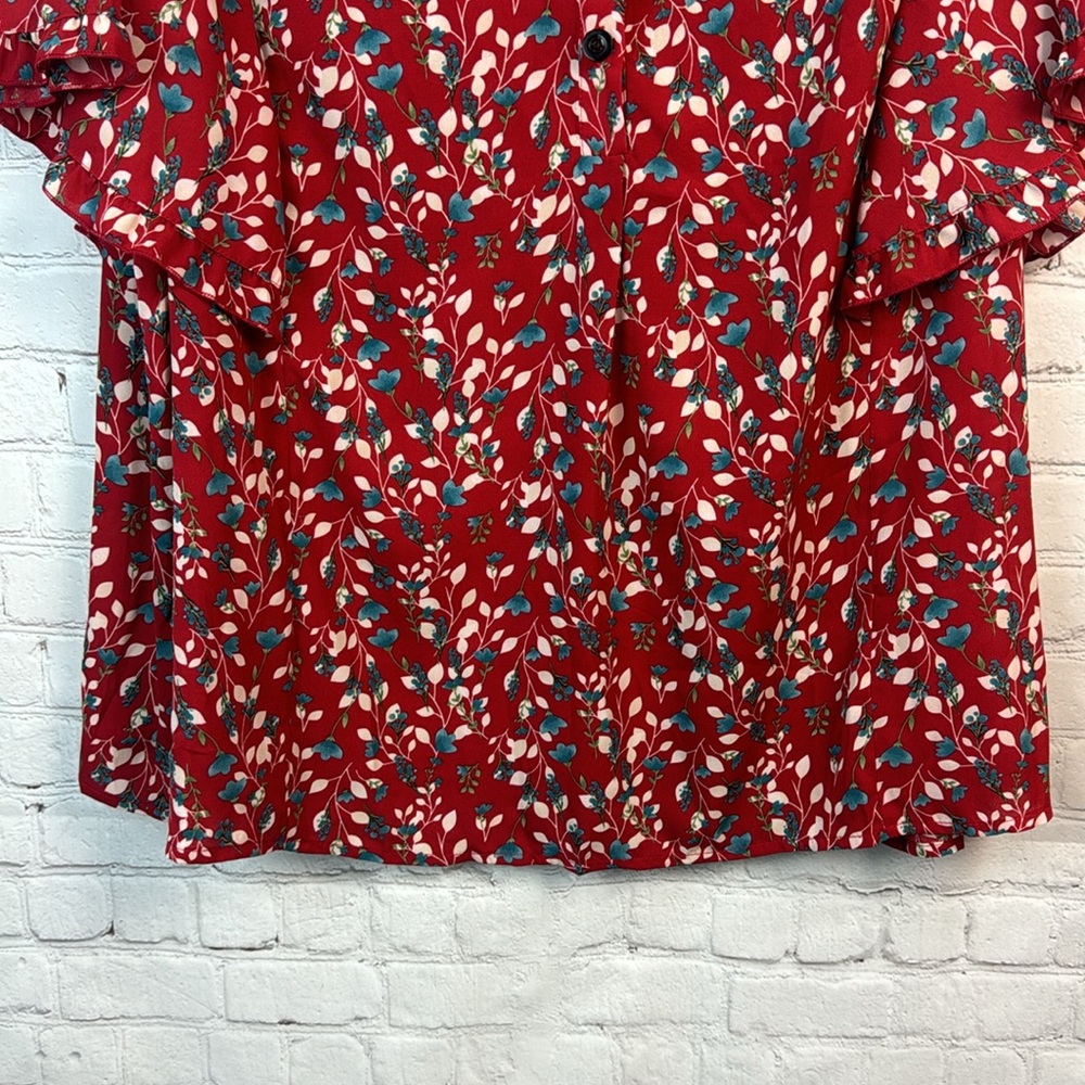 BloomChic Red Floral Ruffle Sleeve Button Top Plus Size 1X - Picture 6 of 7